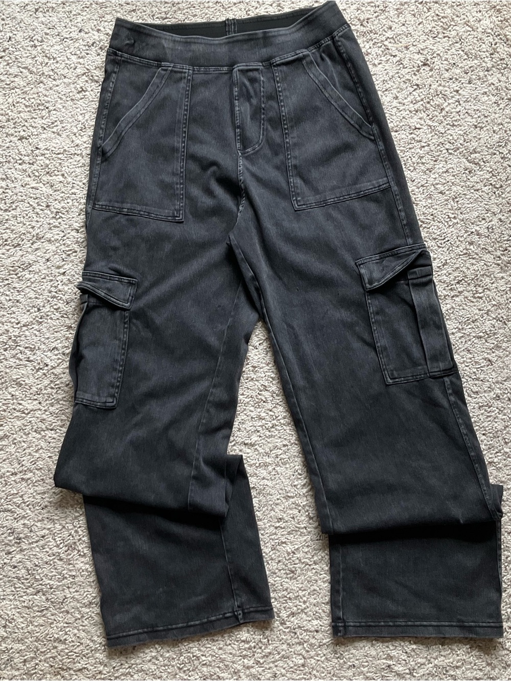 Women’s M Charcoal Pull-On Cargo Pants with Utility Pockets